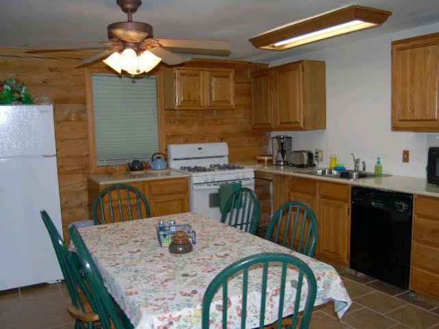 Daniels Lake Lodge Cabins Nikiski Luaran gambar